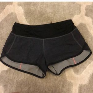 Lululemon Speed-Up shorts 2.5” - great condition